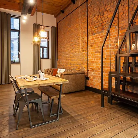 Gorgeous And Stylish Flat In The City Centre Апартаменты *