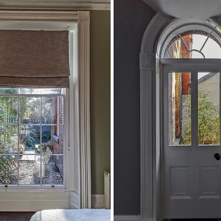 Manchesters Ultimate House - Hot Tub - Sleeps 23! *