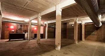 Victoria Warehouse 3*