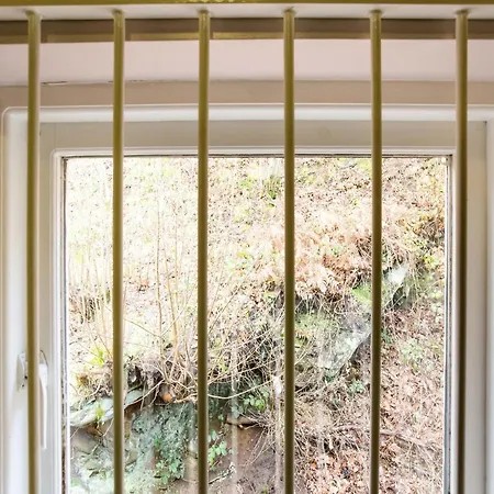 Отель Oyo Ladybower 3*