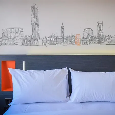 Easyhotel Szálloda