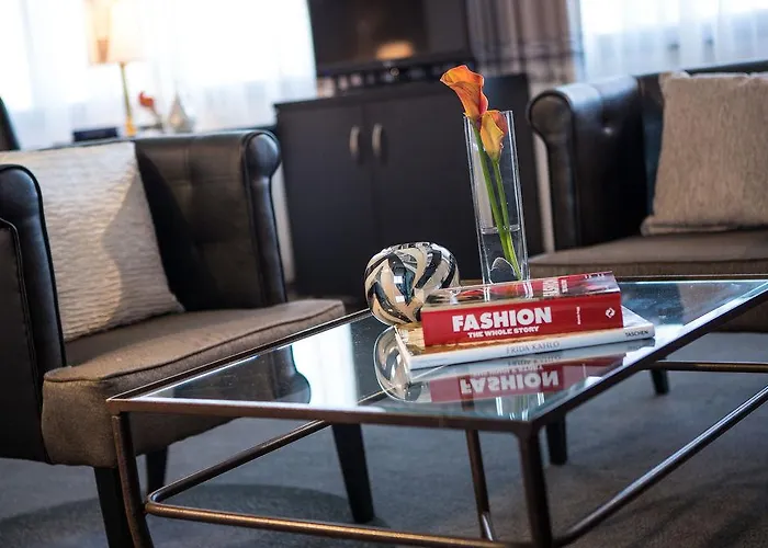 Ξενοδοχείο Treehouse 4*