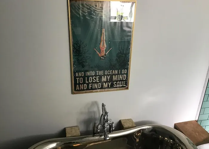 Chorlton Garden Rooms. Relax, Work, And Play. Lägenhet Manchester