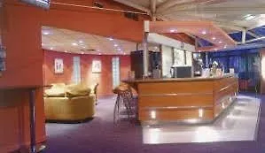 Weston Hall - Halls Of 2*