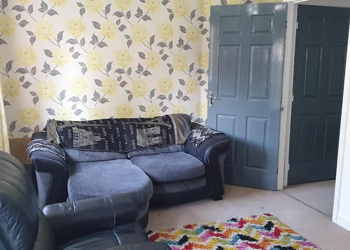 Queens Rooms, A Perfect Stay, Next To Shopping Parks And Central