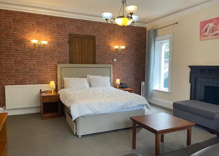 Milverton By Bevolve - Free Parking Hotel