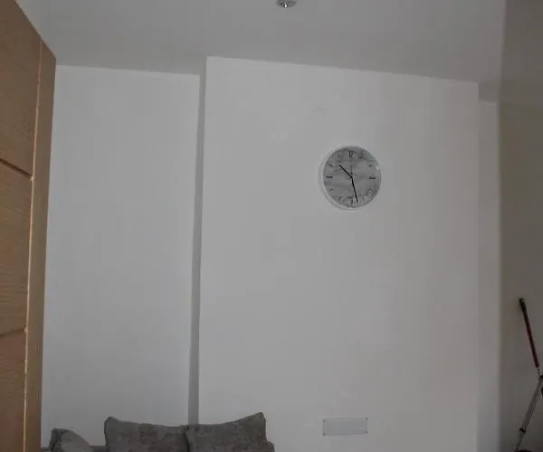 Beautiful, Spacious, Old Trafford Ferienhaus *