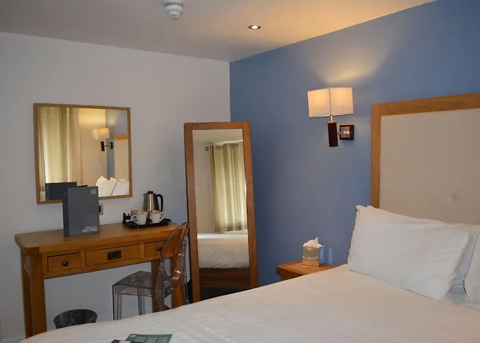 The Waterside And Leisure Club Szálloda 3*