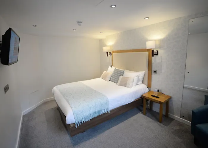 Szálloda The Waterside And Leisure Club