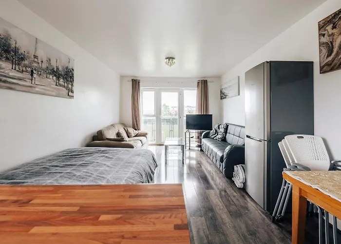 Lloyd St Appartement