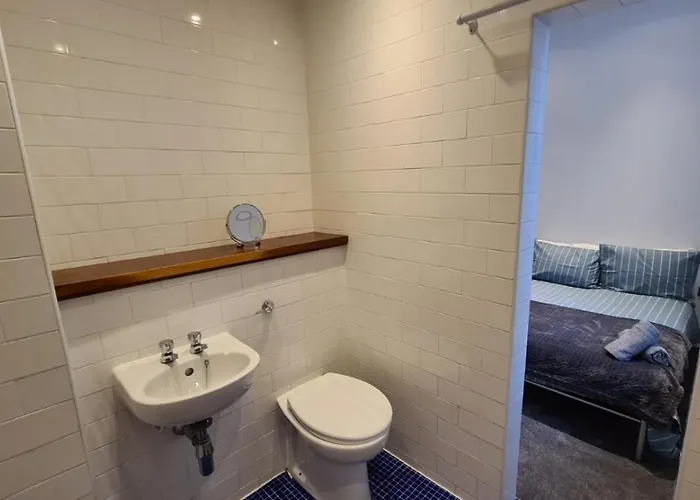 Spacious, Bright And Airy Centre Flat. Unique Converted Mill. Apartamento Mánchester