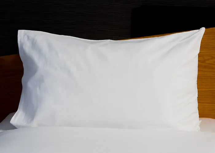 Express East By Ihg 3*