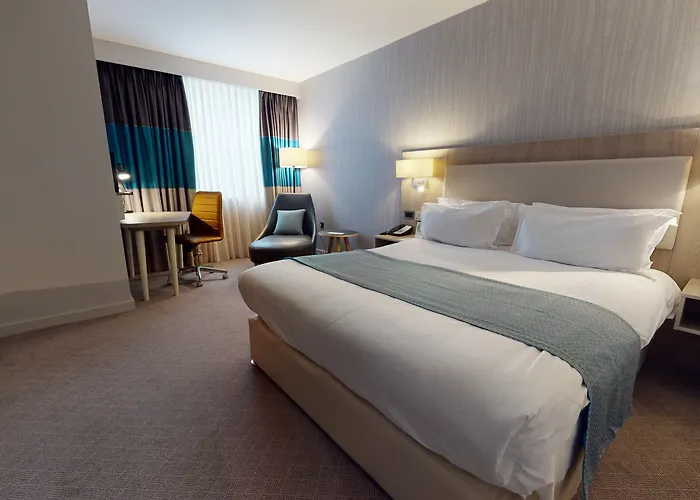 - Centre By Ihg Hotel Manchester