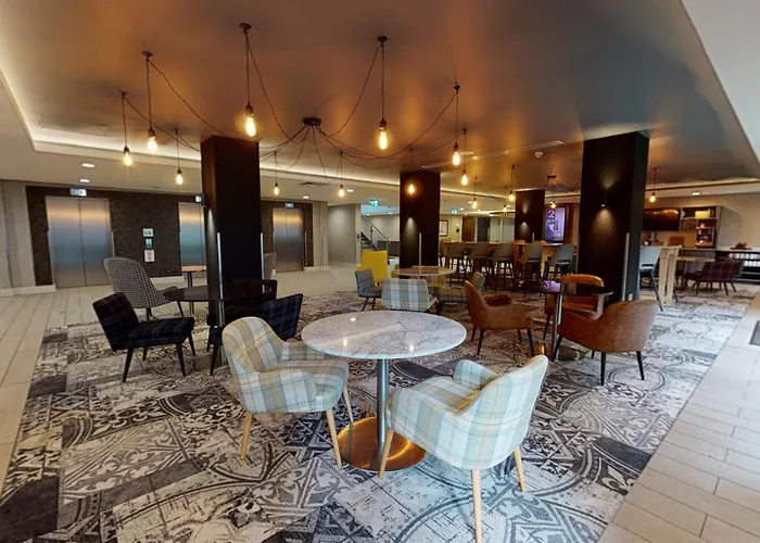 - Centre By Ihg Hotel Manchester