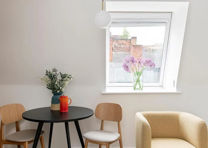 Hotel Cove Minshull Street 4*