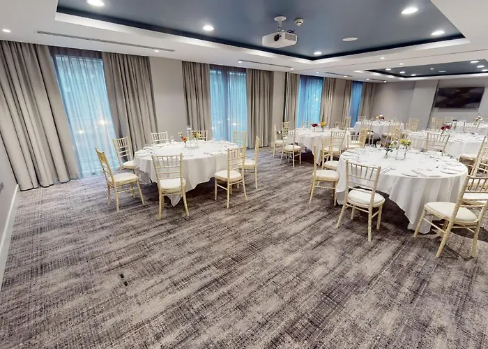 - Centre By Ihg Hotel