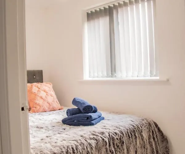 Bv Stylish Homely 3 Bedroom Close To Arena Casa de Férias