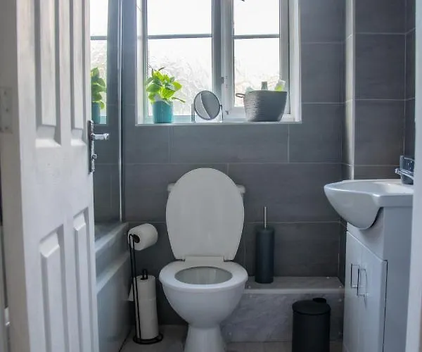 Bv Stylish Homely 3 Bedroom Close To Arena Casa de Férias Manchester