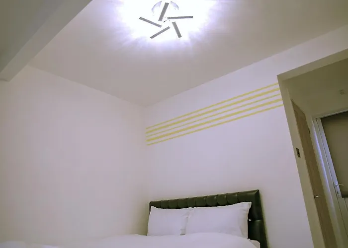 Guest house Rostron House