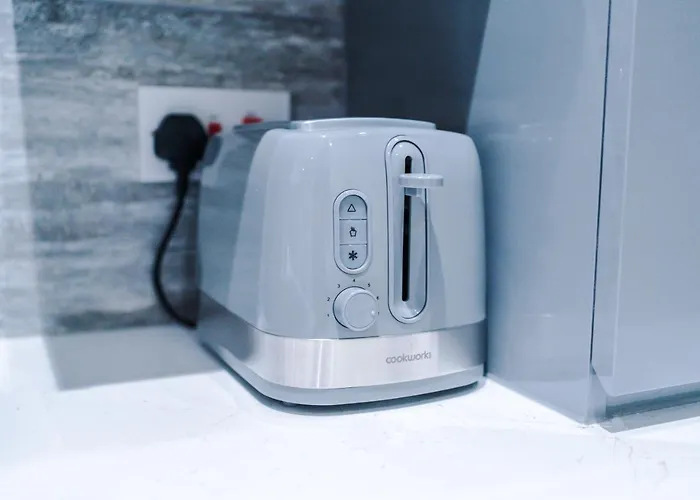 Apartment The Ecclesian - Upscale Near Trafford Centre & Eccles Train Station Manchester