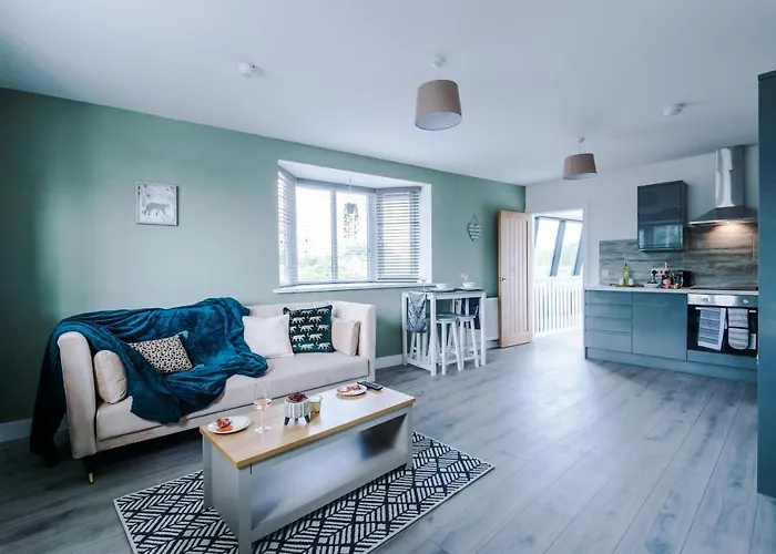 Apartment The Ecclesian - Upscale Near Trafford Centre & Eccles Train Station Manchester