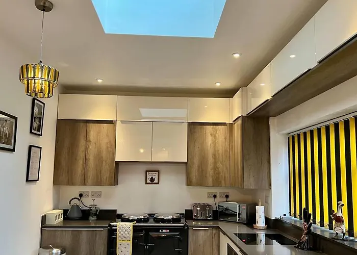 Accommodatie bij particulieren Central, Unique 4-storey House In Northern Quarter,