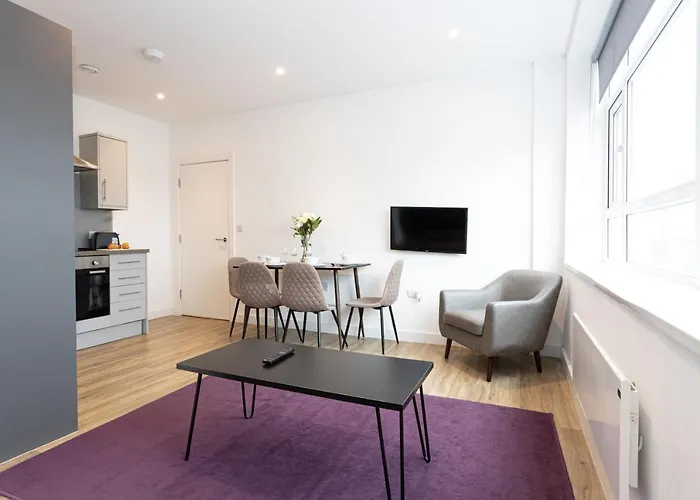 Pillo Serviced - Arena