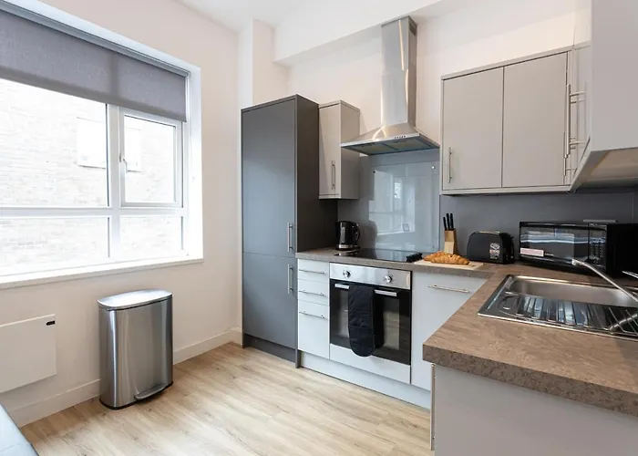 Pillo Serviced - Arena