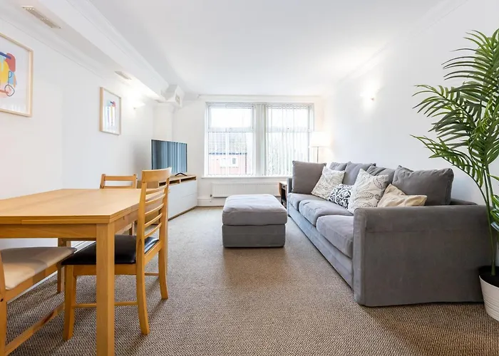 Apartamento The Burton- Free Gated Parking