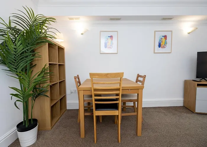 Apartamento The Burton- Free Gated Parking *