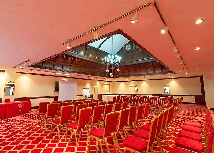 Britannia & Szálloda