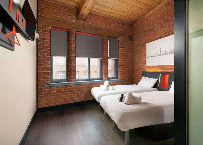 Отель Easyhotel Манчестер