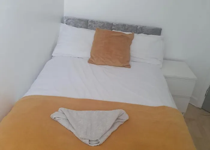 Elsham Gardens - Shared Facilities *