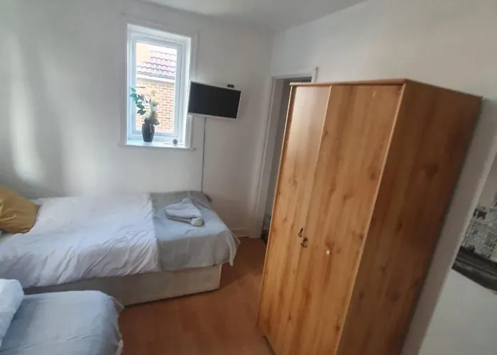 Elsham Gardens - Shared Facilities