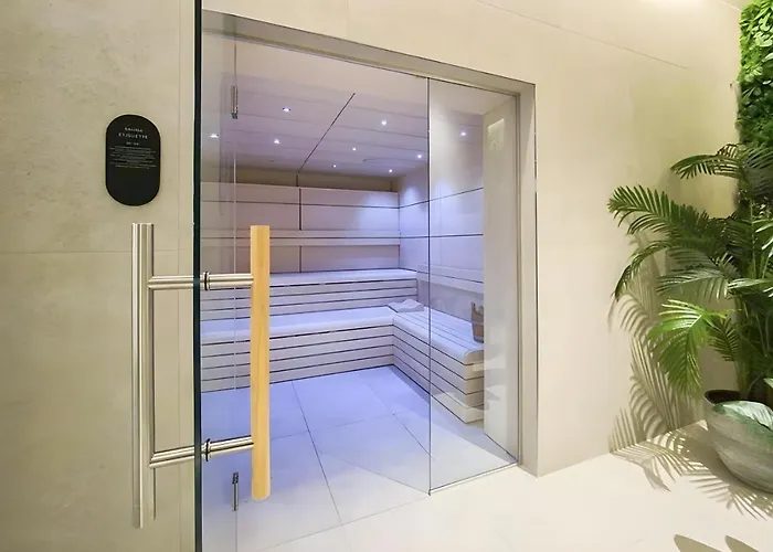 Luxury Spa City Centre Apartment