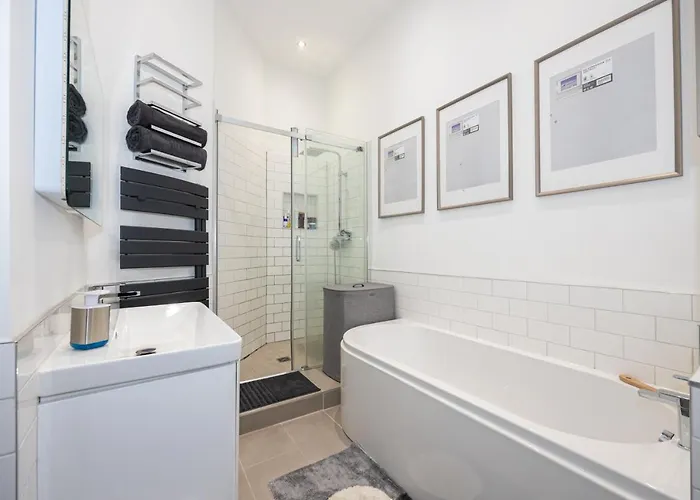 Your Away From 홈스테이 *