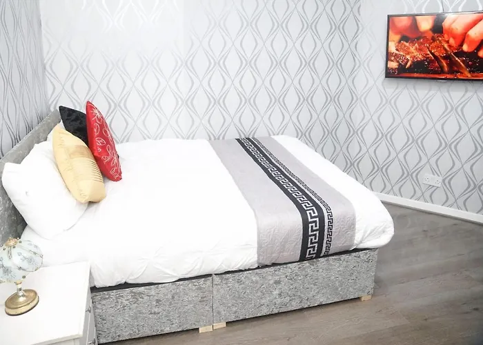 Ferienhaus Cheadle House Holidays *