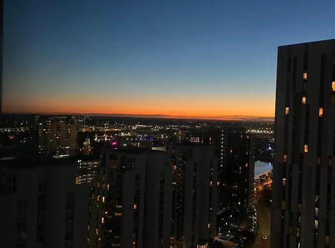 Daire Luxury Near Media Manchester