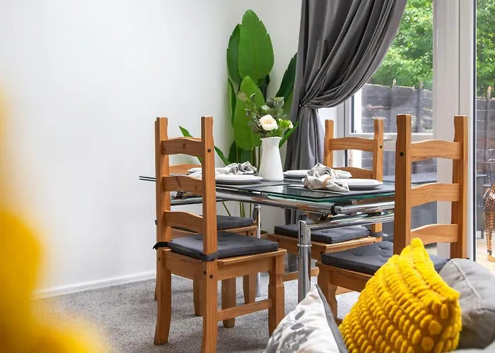 Cozy Townhouse In The Heart Of Greater Casa vacanze