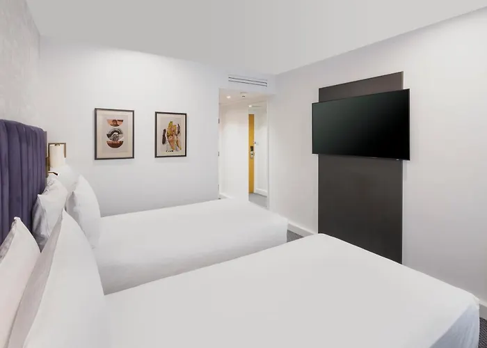 Doubletree By Hilton Piccadilly