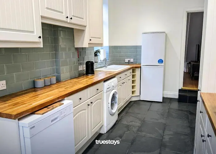 Crawford House - Stunning 2 Bedroom House In 펜션