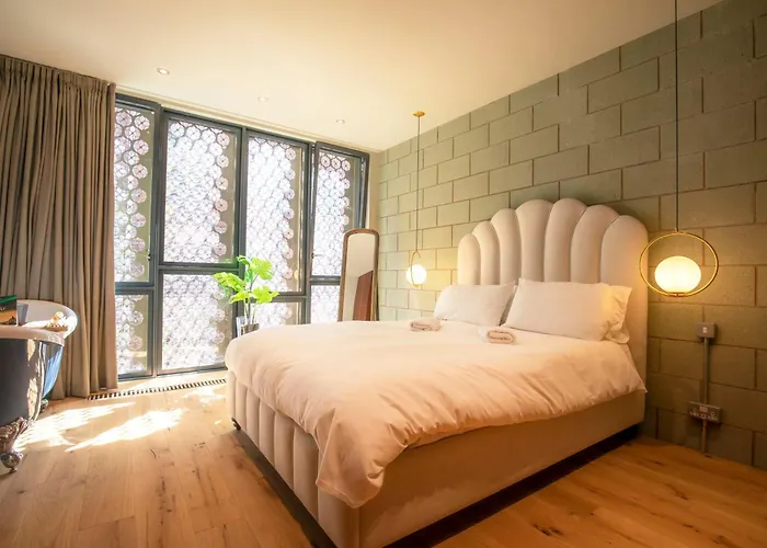 펜션 Luxury Roof Terrace Townhouse *