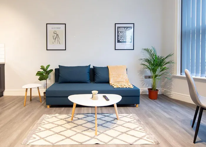 Marsh Lux 2 Манчестер