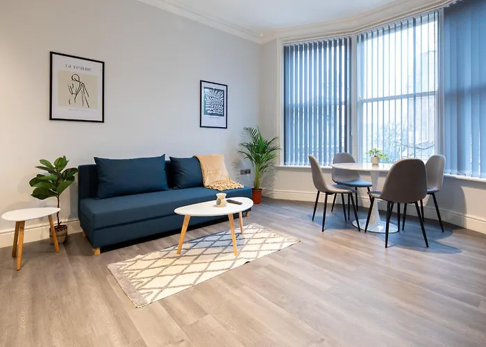 Marsh Lux 2 * Манчестер