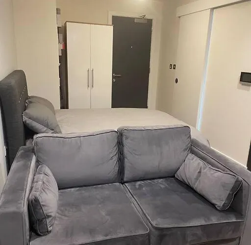 Stylish Flat In Old Trafford *