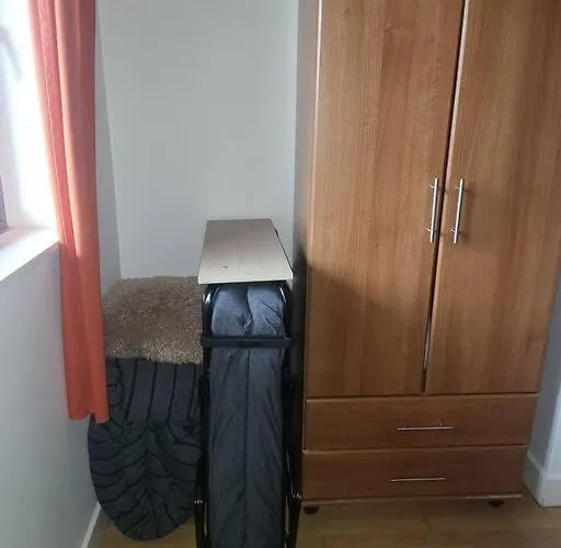 Striking 1 Bedroom