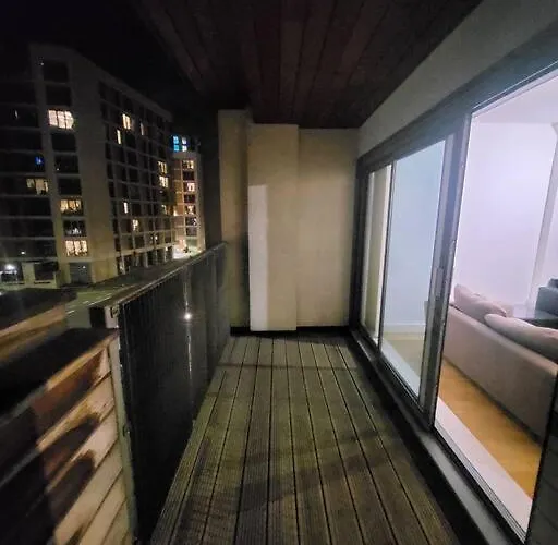 Striking 1 Bedroom Apartamento