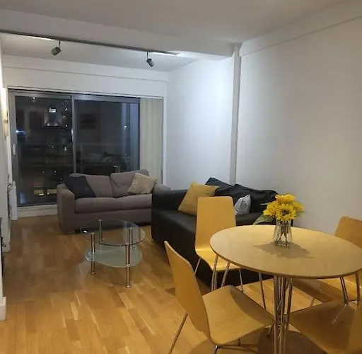 Striking 1 Bedroom * Manchester