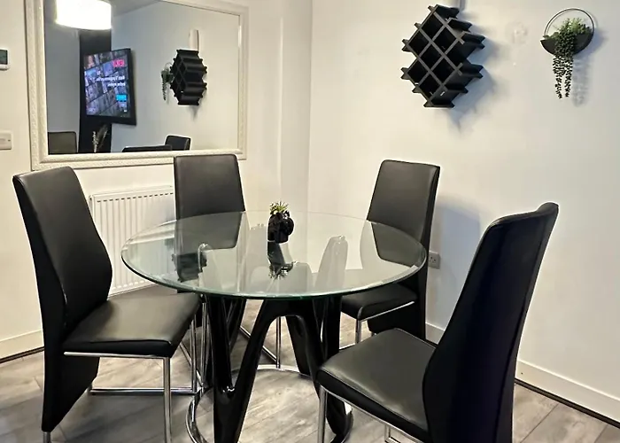 Private Modern Ensuite Near Etihad Stadium 民宿 曼彻斯特