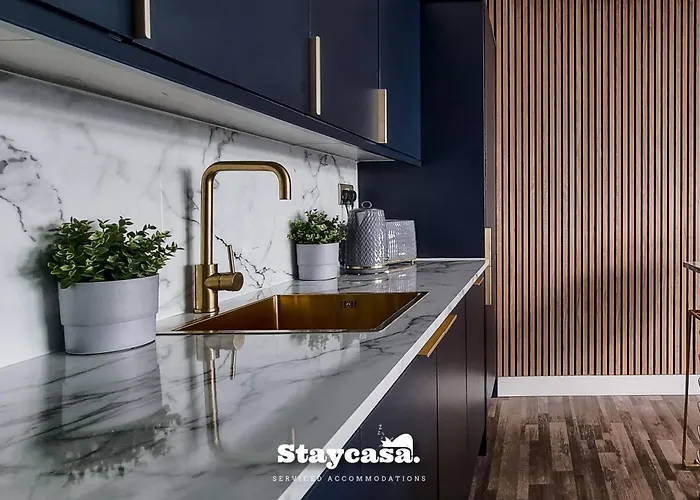 Luxury Penthouse Skyline 23rd Floor *